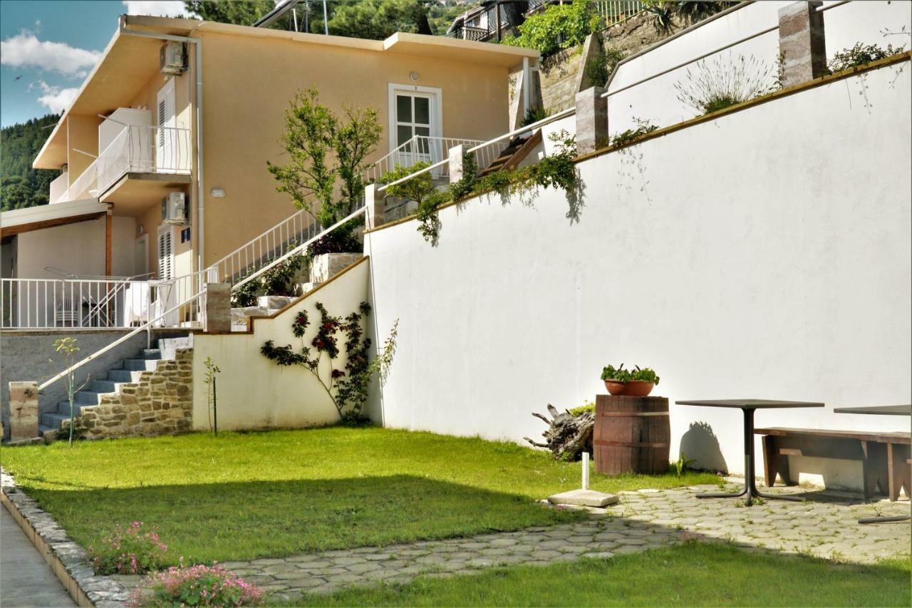 Villa Mily Baška Voda Екстериор снимка