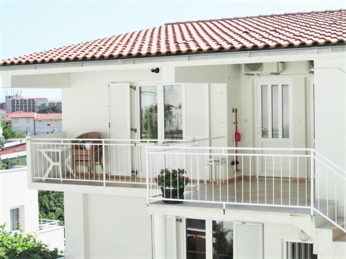 Villa Mily Baška Voda Екстериор снимка